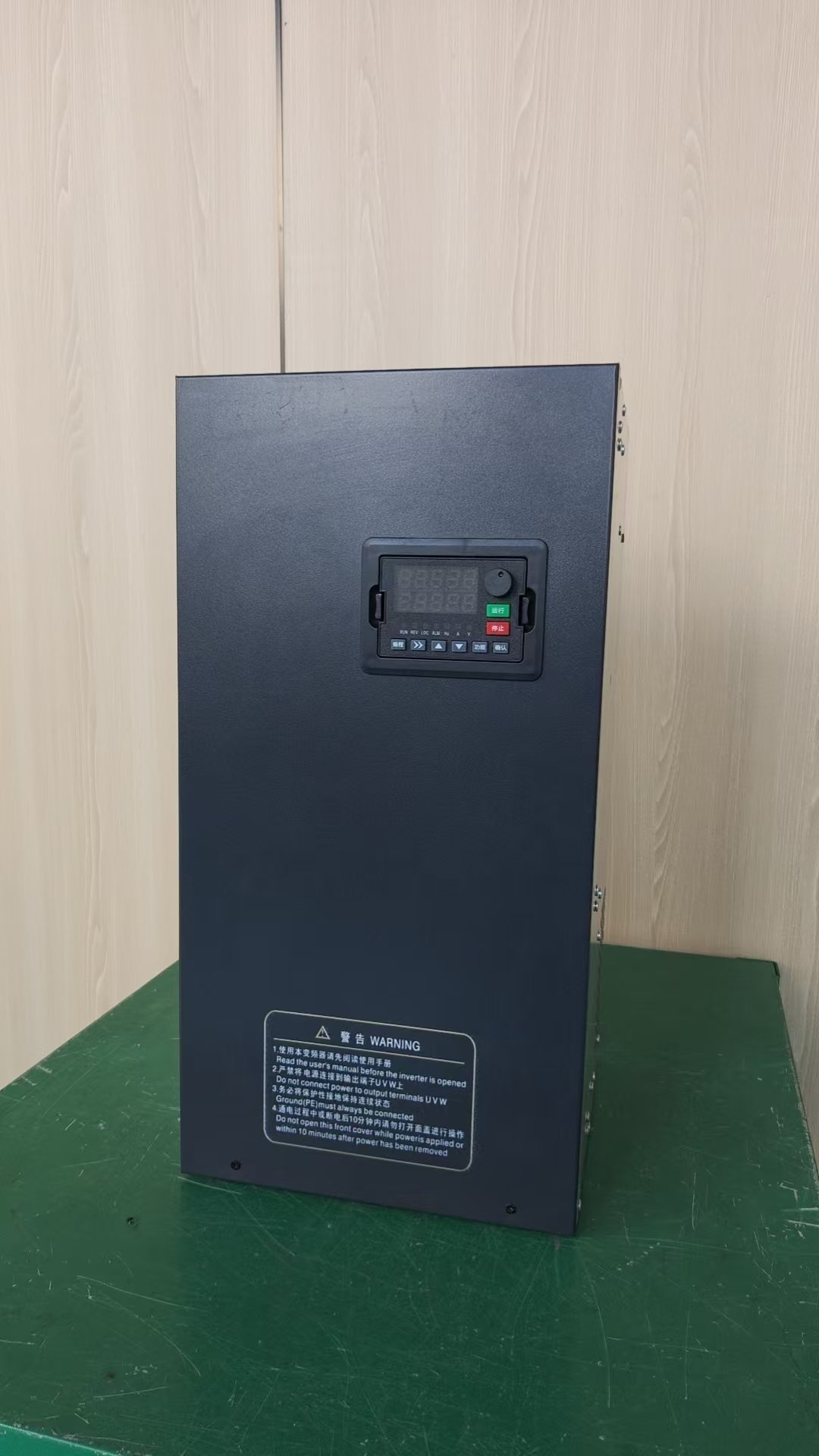 SHZK VFD300 N/T Series Large Power Unit Front View 44kW-55kW
