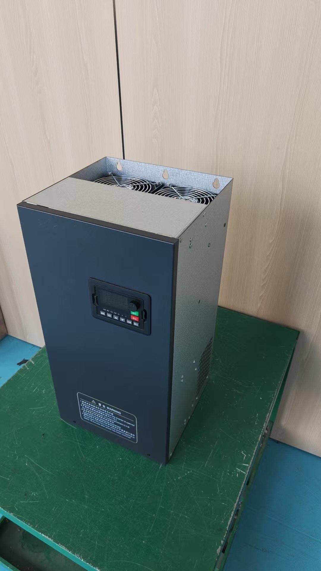 SHZK VFD300 N/T Series Large Power Unit Side View 44kW-55kW